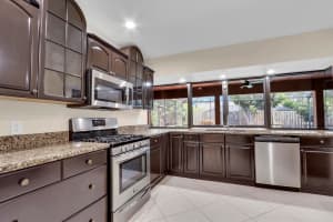 2774 SE Howell Avenue, Port Saint Lucie, FL 34952 - MLS#R11100097