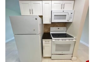 620 S Broadway 9, Lantana, FL 33462 - MLS#R11100113