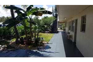 620 S Broadway 9, Lantana, FL 33462 - MLS#R11100113
