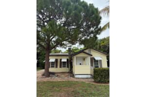 1336 NE 2nd Avenue, Fort Lauderdale, FL 33304 Sold 07/10/25