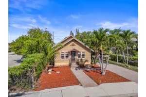 909 N L Street, Lake Worth Beach, FL 33460 - MLS#R11100211