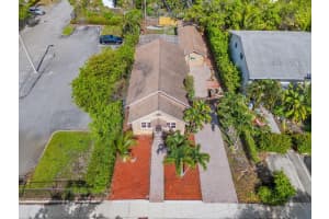 909 N L Street, Lake Worth Beach, FL 33460 - MLS#R11100211