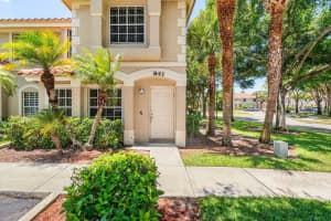841 Summit Lake Drive, West Palm Beach