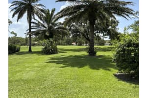 2 Fairway Drive, Boynton Beach, FL 33436 - MLS#R11100246
