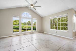 1000 Crystal Way J, Delray Beach, FL 33444 Sold 08/22/25