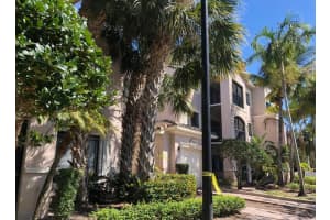 2806 Veronia Drive 113, Palm Beach Gardens