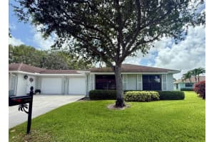 9890 Pecan Tree Drive B, Boynton Beach
