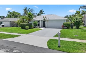 3384 Lakeview Drive, Delray Beach, FL 33445 Sold 07/29/25