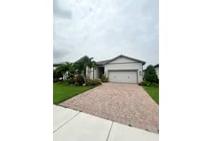 655 SE Boboli Way, Port Saint Lucie, FL 34984 - MLS#R11100365