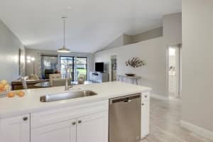 909 Club Drive, Palm Beach Gardens, FL 33418 - MLS#R11100375