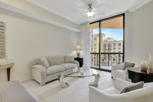 701 S Olive Avenue 1208, West Palm Beach, FL 33401 - MLS#R11100440