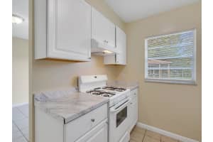 803 Hickory Street, Fort Pierce, FL 34947 Sold 08/21/25