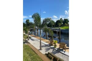 1260 SW 25th Lane, Palm City, FL 34990 - MLS#R11100478