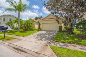 758 Carriage Lake Way, Vero Beach, FL 32968 - MLS#R11100484