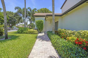 730 Greensward Court 102-J, Delray Beach, FL 33445 Sold 08/12/25