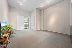 403 S Sapodilla Avenue 110, West Palm Beach, FL 33401 Sold 07/23/25