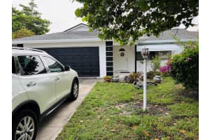 749 Sunset Drive, Lake Worth Beach, FL 33461 Sold 07/24/25