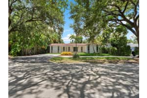 45 South Drive, Miami Springs, FL 33166 Sold 10/02/25