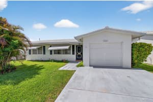 2080 SW 14th Avenue, Boynton Beach, FL 33426 - MLS#R11100557