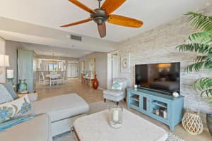 301 Ocean Bluffs Boulevard 405, Jupiter, FL 33477 Sold 08/27/25