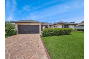 10936 Greentrail Drive S, Boynton Beach, FL 33436 - MLS#R11100600