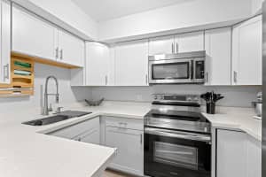 3715 Village Drive A, Delray Beach, FL 33445 - MLS#R11100650