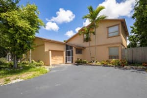 3896 Nw 2nd Court, Deerfield Beach