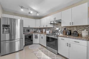 241 Meadows Drive 241, Boynton Beach, FL 33436 - MLS#R11100656