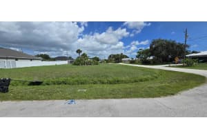 801 SW Amethist Terrace, Port Saint Lucie, FL 34953 Sold 10/16/25