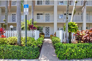 6112 Huntwick Terrace 106, Delray Beach