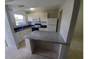 2984 SE Bonita Street, Stuart, FL 34997 - MLS#R11100716