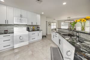 1518 Lee Court, Lake Worth, FL 33461 - MLS#R11100718