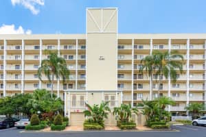 7290 Kinghurst Drive 607, Delray Beach