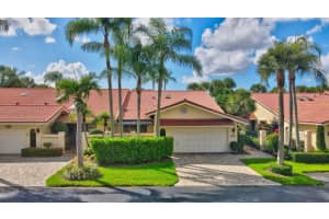 574 Emerald Way E, Deerfield Beach, FL 33442 Sold 08/13/25