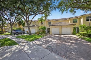 13418 Georgian Court, Wellington, FL 33414 Sold 08/04/25
