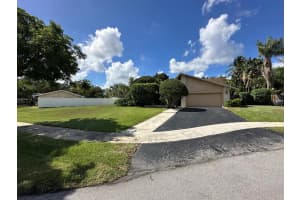 9070 NW 16th Street, Plantation, FL 33322 Sold 08/21/25