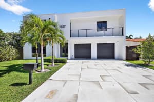 1807 NE 18 Street, Fort Lauderdale, FL 33305 - MLS#R11100865