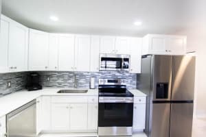 94 Hastings F, West Palm Beach