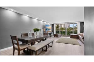 100 Bayview Drive 215, Sunny Isles Beach, FL 33160 - MLS#R11100893