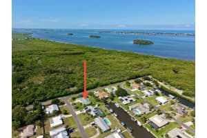 1904 5th Court SE, Vero Beach, FL 32962 Sold 07/31/25