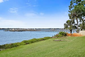 13 SE Sailfish Lane, Stuart, FL 34996 - MLS#R11100930