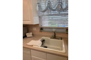 725 Lori Drive 313, Palm Springs, FL 33461 - MLS#R11100946
