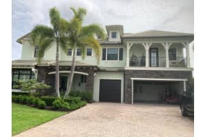 8208 Se Red Root Way, Jupiter