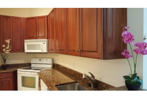 1825 Bridgepointe Circle 15, Vero Beach, FL 32967 - MLS#R11100969