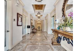 2 Renaissance Way 302, Boynton Beach, FL 33426 Sold 10/24/25