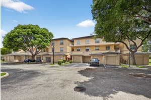 2040 Greenview Shores 205 Boulevard 205, Wellington, FL 33414 - MLS#R11101037