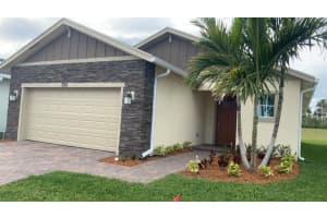 556 Se Mulberry Way, Port Saint Lucie