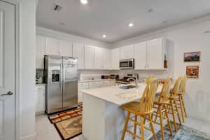 556 SE Mulberry Way, Port Saint Lucie, FL 34984 - MLS#R11101050