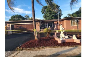 3695 NW 27 Street, Lauderdale Lakes, FL 33311 Sold 08/22/25