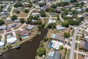 202 Bay Street, Port Saint Lucie, FL 34952 - MLS#R11101081